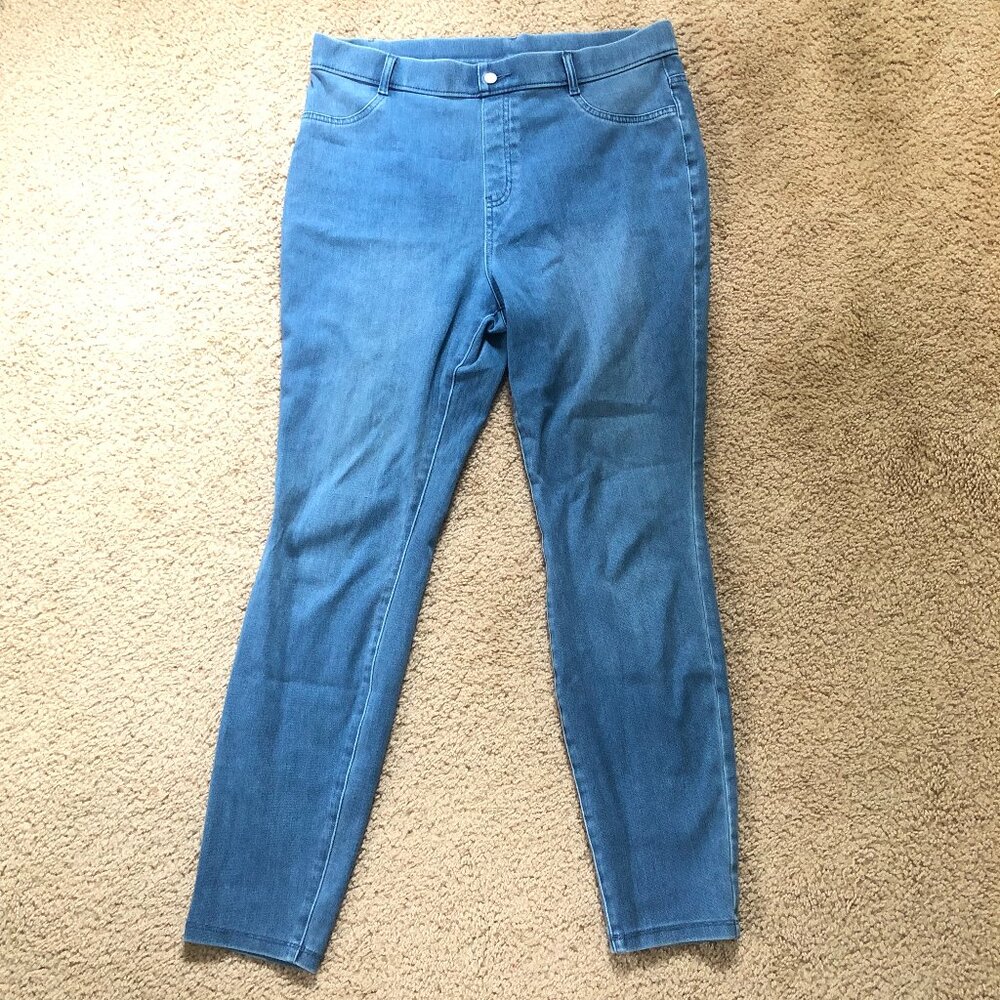 Jean Jeggings by Time and Tru L(12-14) Cozy, Classic Denim!